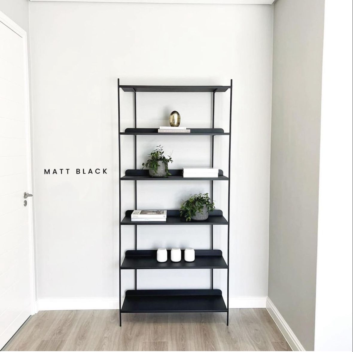 BROOKE DISPLAY SHELF