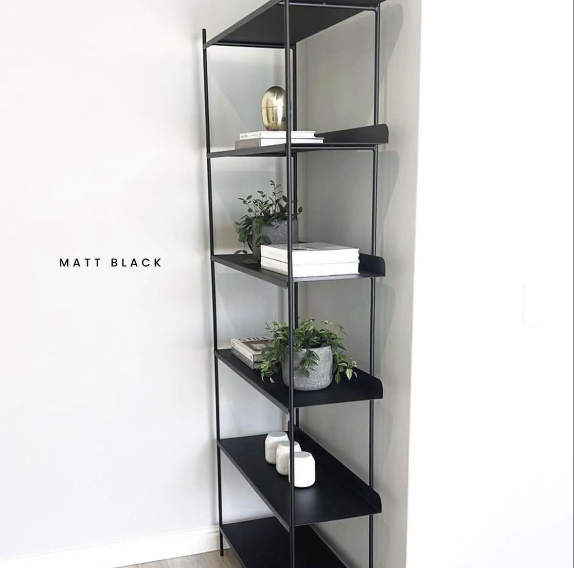 BROOKE DISPLAY SHELF