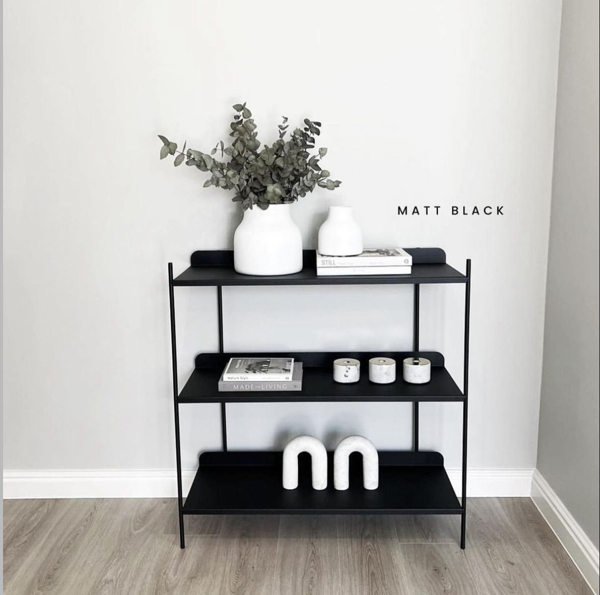 BROOKE DISPLAY SHELF