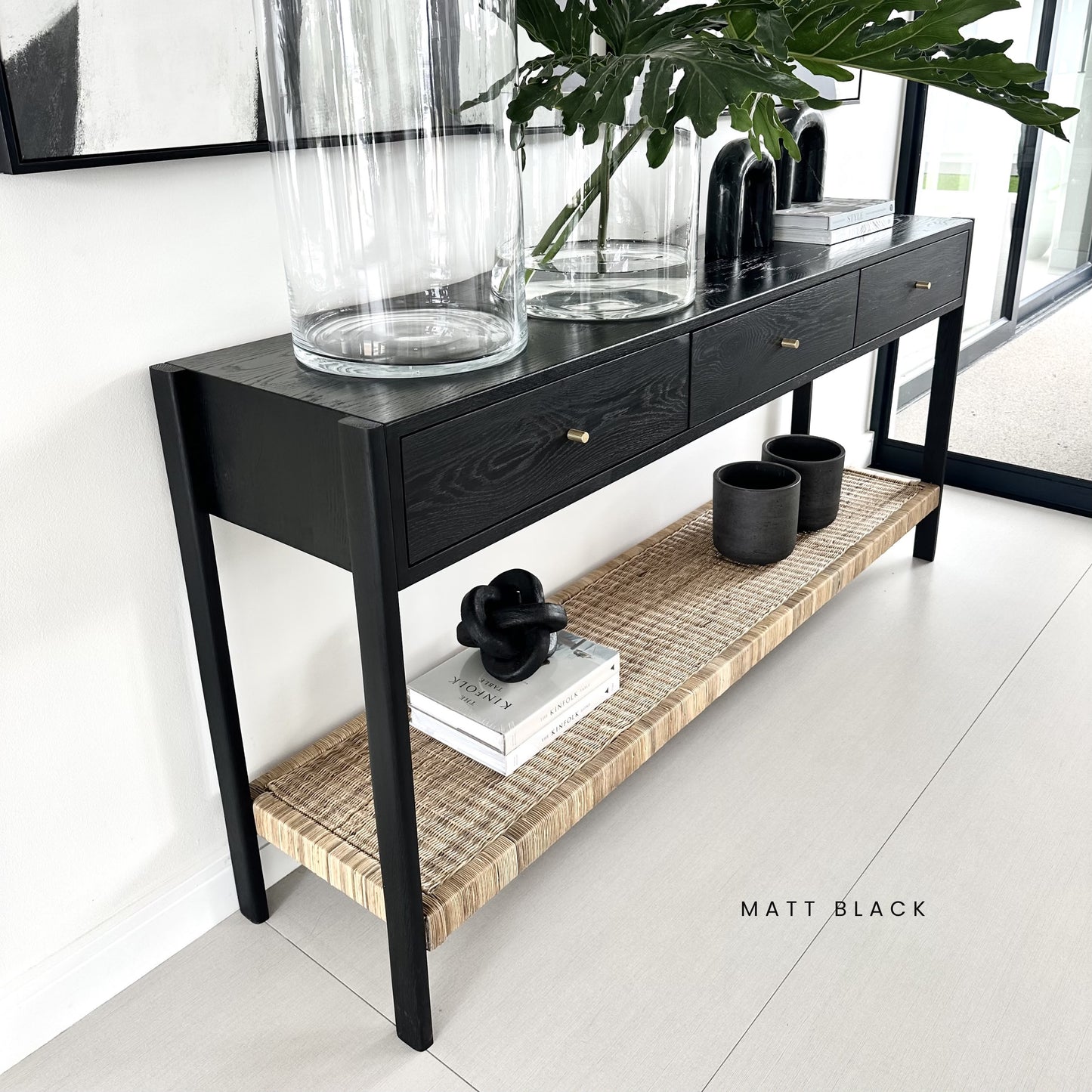 Kensington Console