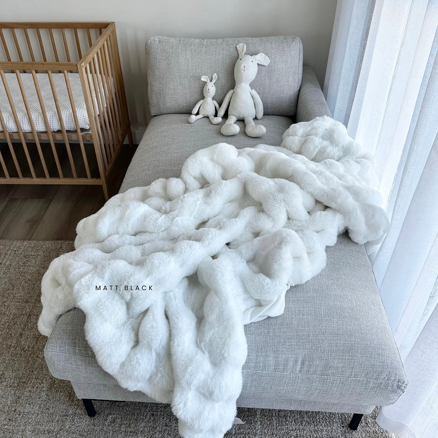 ANAH DAYBED