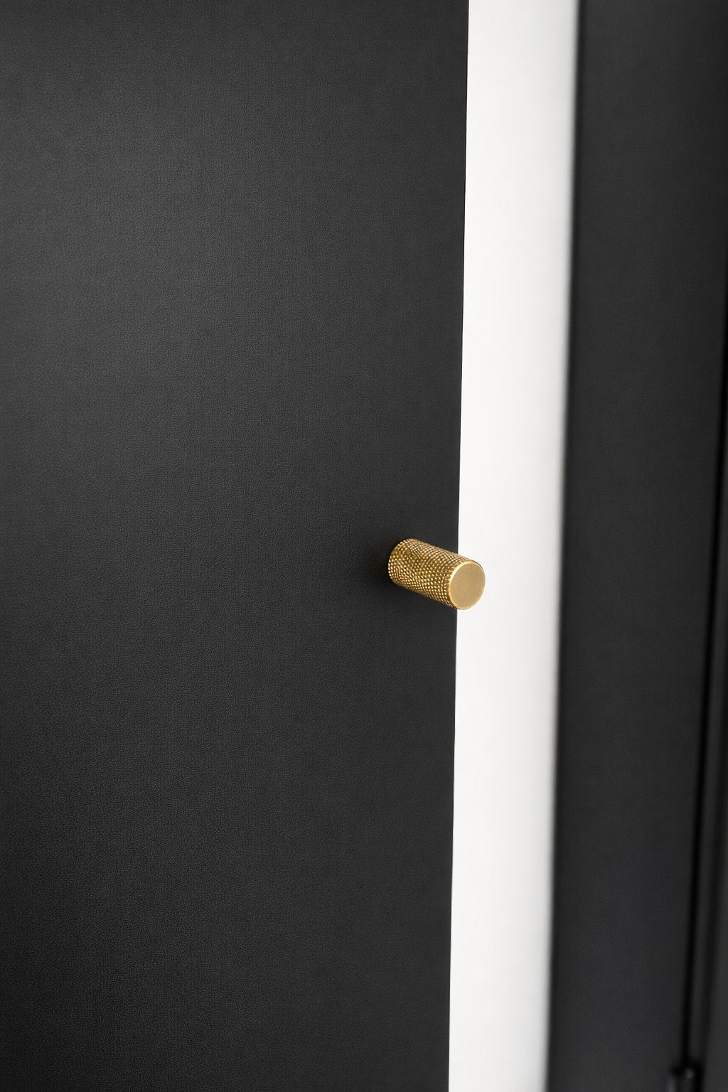 Slate Cabinet - Solid & Reeded Glass